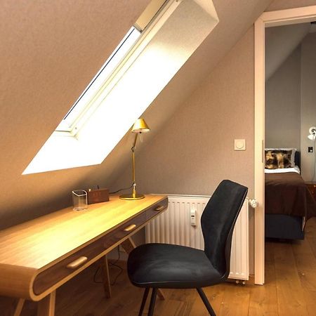 Apartmenthaus Am Dom Junior Suite Mit Parkplatz ซวิคเคา ภายนอก รูปภาพ