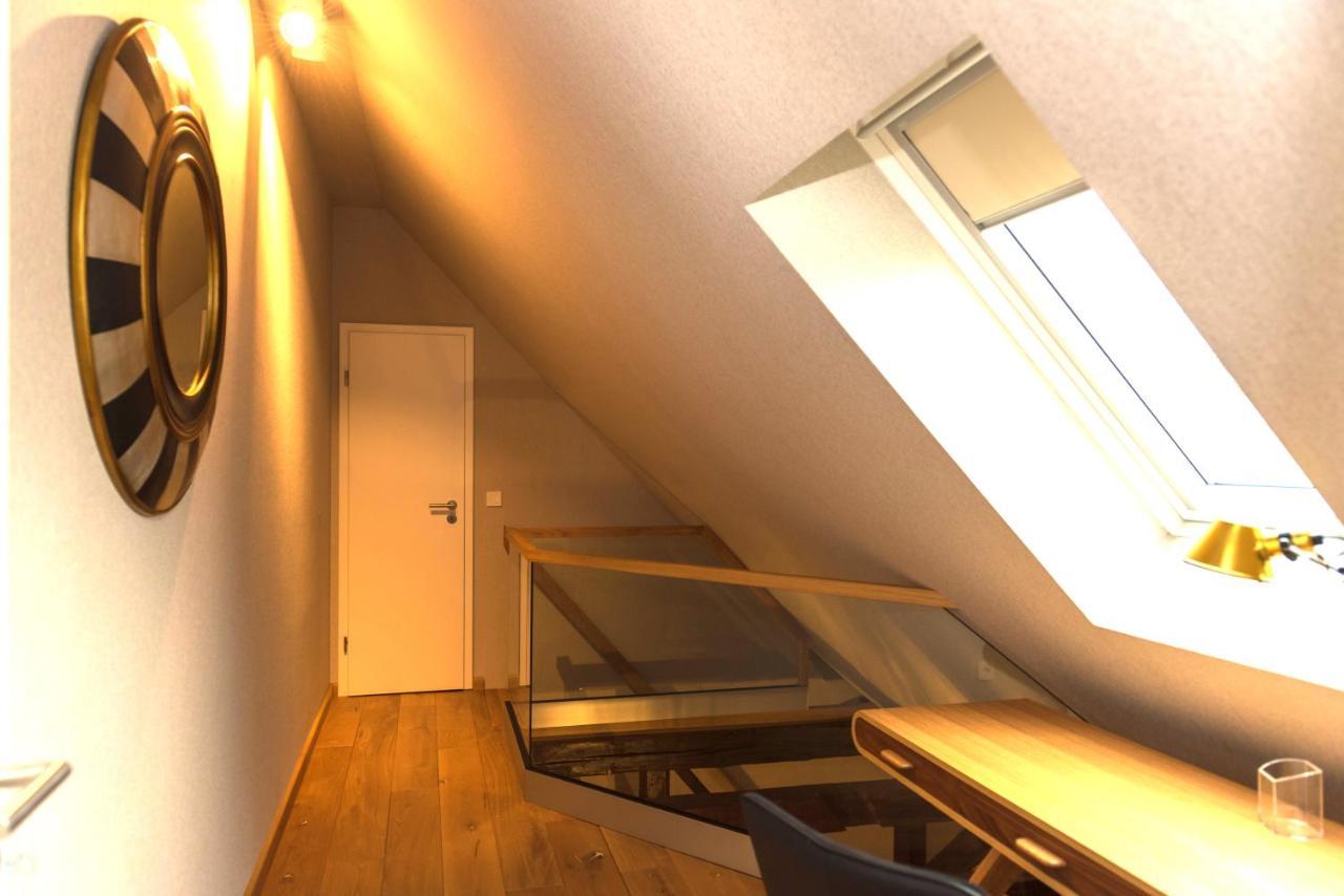 Apartmenthaus Am Dom Junior Suite Mit Parkplatz ซวิคเคา ภายนอก รูปภาพ