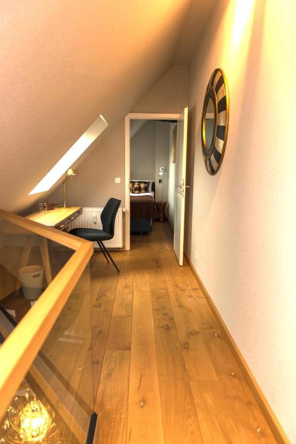 Apartmenthaus Am Dom Junior Suite Mit Parkplatz ซวิคเคา ภายนอก รูปภาพ