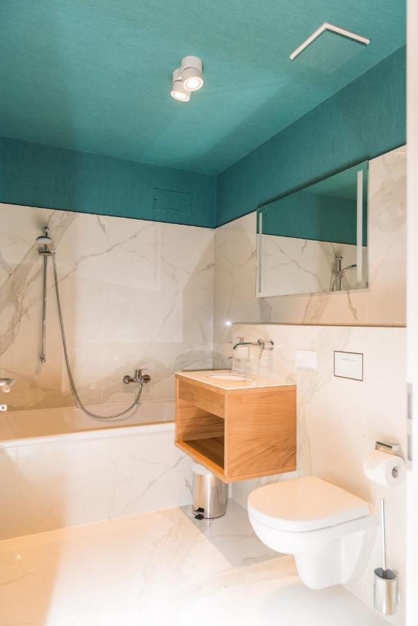 Apartmenthaus Am Dom Junior Suite Mit Parkplatz ซวิคเคา ภายนอก รูปภาพ