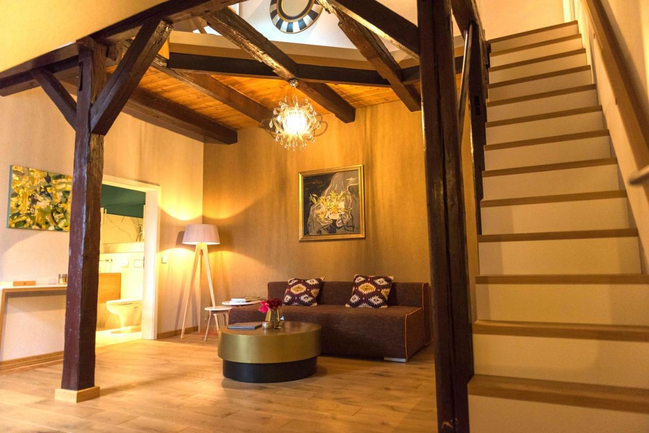 Apartmenthaus Am Dom Junior Suite Mit Parkplatz ซวิคเคา ภายนอก รูปภาพ