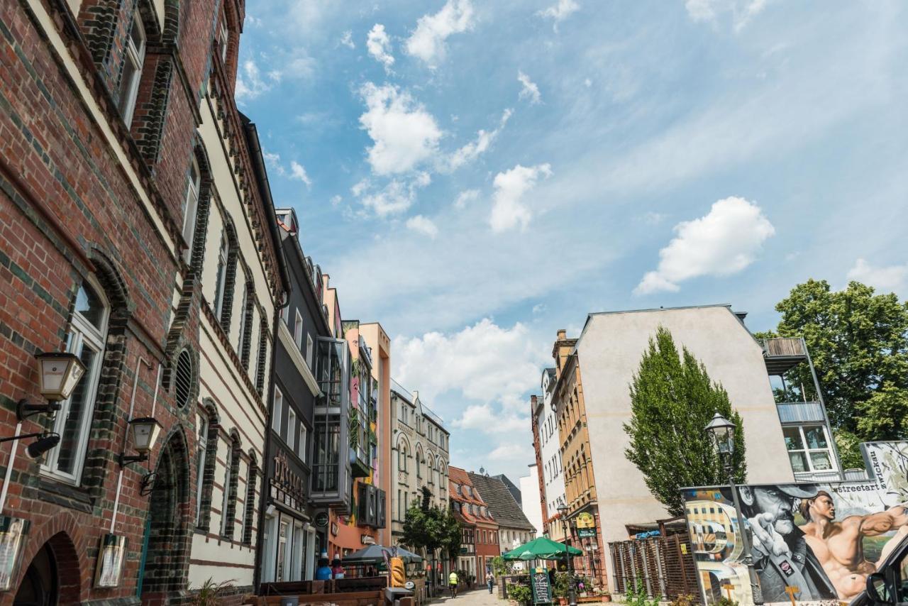 Apartmenthaus Am Dom Junior Suite Mit Parkplatz ซวิคเคา ภายนอก รูปภาพ